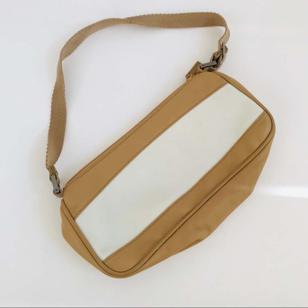 Vintage Gucci mini bag / Wristlet - Picture 2 of 4